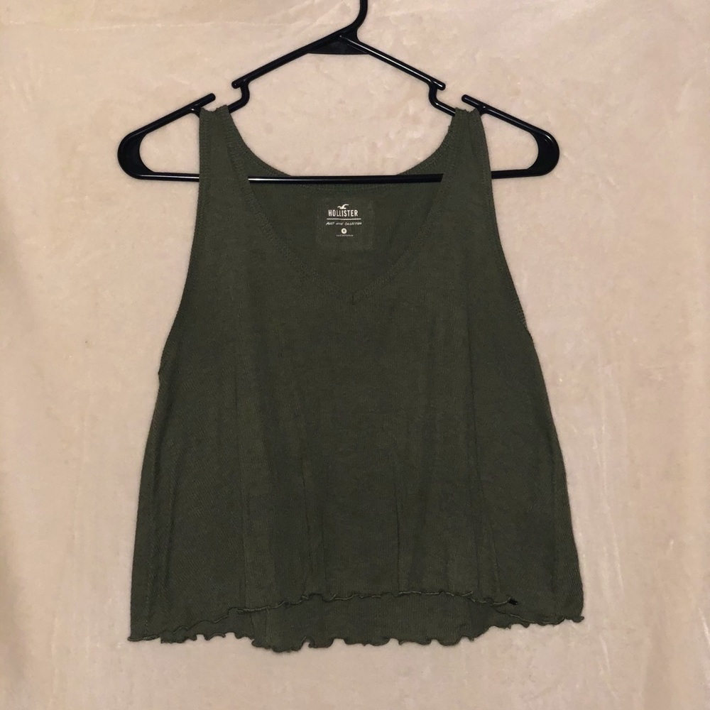 Hollister Crop Top